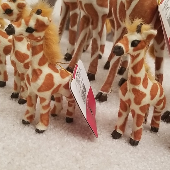 Miniature Animals 🌴🐵🦁🐅🦒🐘🐆🌴 - Picture 8 of 11